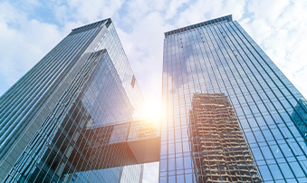 QUẢN LÝ VẬN HÀNH TÒA NHÀ VĂN PHÒNG[HÌNH 1 - Tổng quan vận hành tòa nhà văn phòng hiện đại] Chú thích: Hoạt động vận hành tổng thể tòa nhà văn phòng Alt: quản lý vận hành tòa nhà Tên file: quan-ly-van-hanh-toa-nha-van-phong.jpg